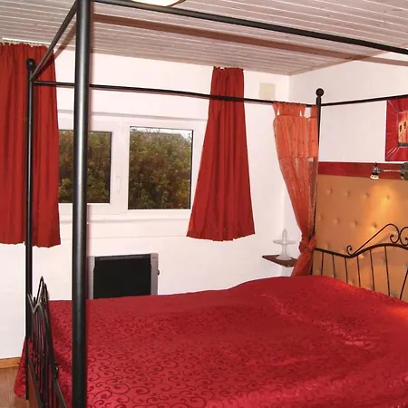 Five-bedroom Holiday In Hvide Sande Feriehus Bjerregård