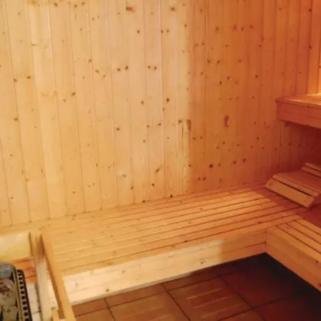 Five-bedroom Holiday In Hvide Sande Feriehus Bjerregård
