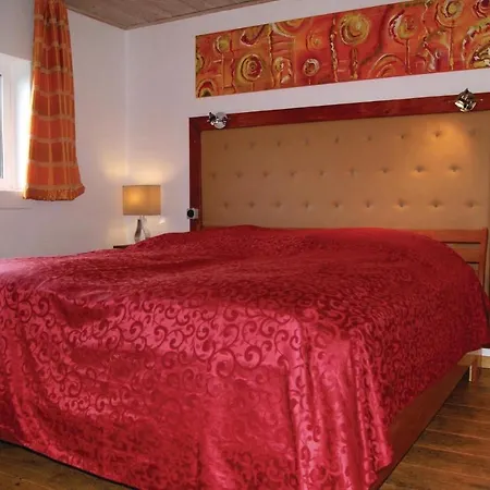Five-bedroom Holiday In Hvide Sande *